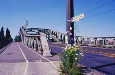 Brücke an der Bornholmer Strasse